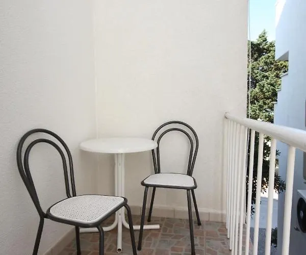 And By The Sea - 6839 Pensionat Makarska