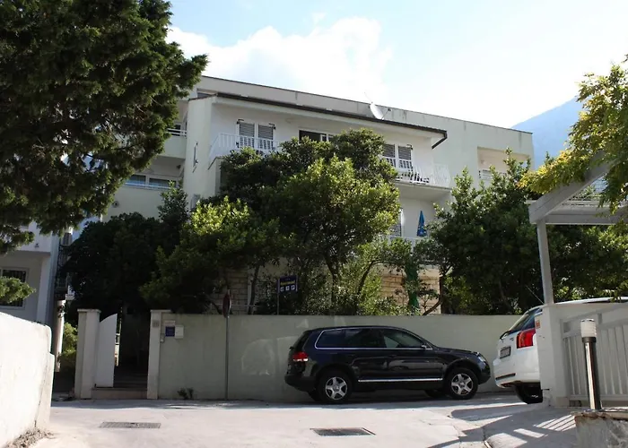 And By The Sea - 6839 3*